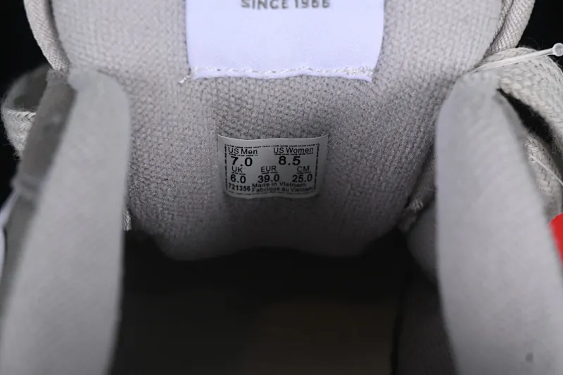 All categories Vans Vans series Vans Low Vans low-top Vans Knu Skool Vans low-top retro casual fat bread shoes VN000CS0BGG